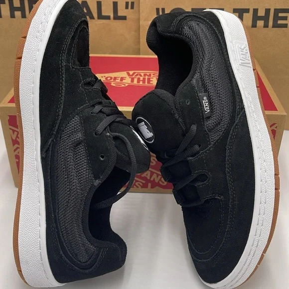 Vans Men’s Speed Ls Black/True WhiteVN000CTNBP6 Sneakers